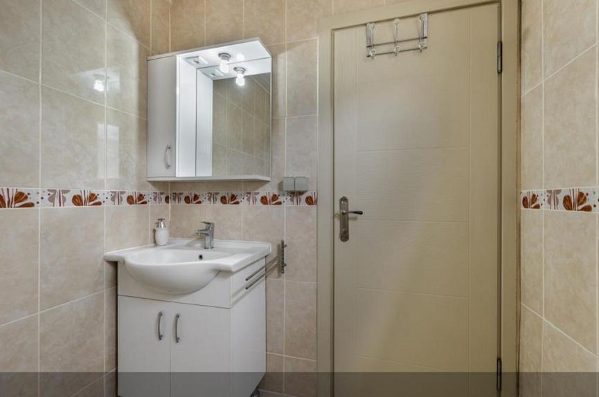 Apartamento Flora Pansiyon Cirali Kemer Exterior foto