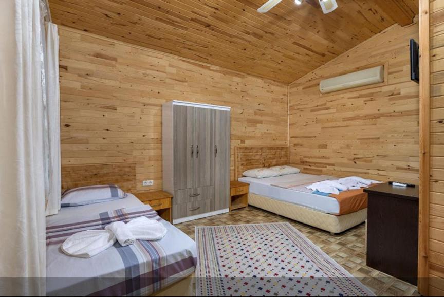 Apartamento Flora Pansiyon Cirali Kemer Exterior foto