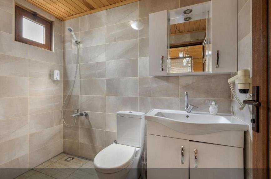 Apartamento Flora Pansiyon Cirali Kemer Exterior foto