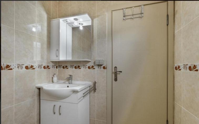 Apartamento Flora Pansiyon Cirali Kemer Exterior foto